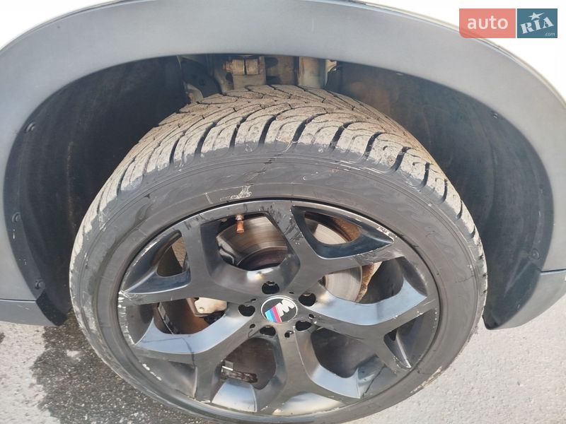 Внедорожник / Кроссовер BMW X5 2010 в Коростышеве