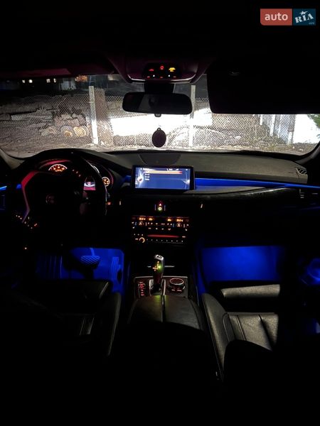 Позашляховик / Кросовер BMW X5 2016 в Рівному