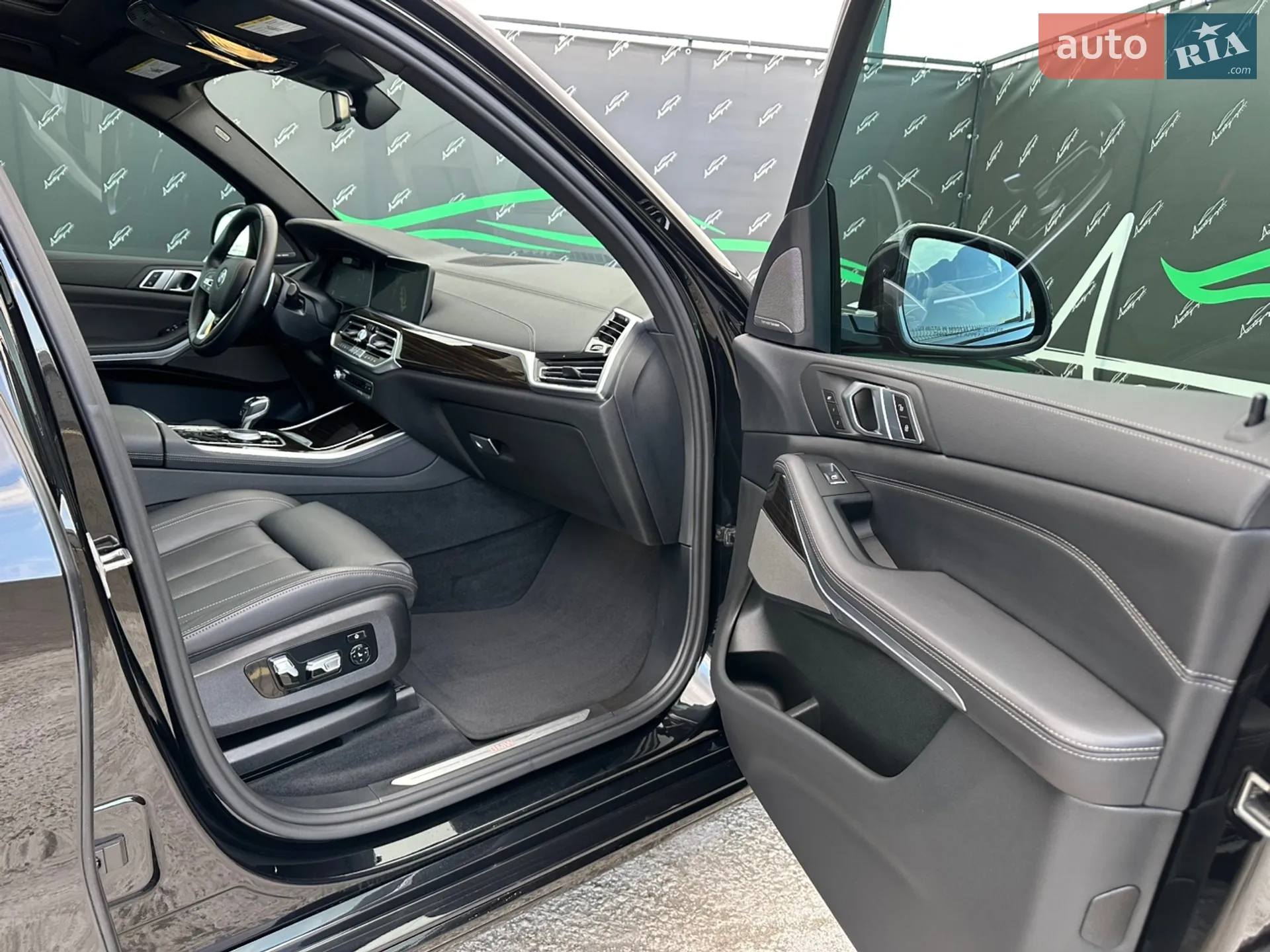 2020 BMW X5 - мініатюра 24