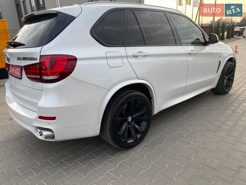 Позашляховик / Кросовер BMW X5 2015 в Луцьку