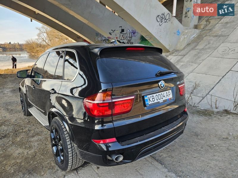 Позашляховик / Кросовер BMW X5 2011 в Вінниці