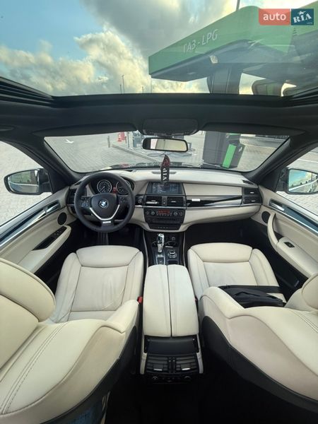 Позашляховик / Кросовер BMW X5 2010 в Овідіополі