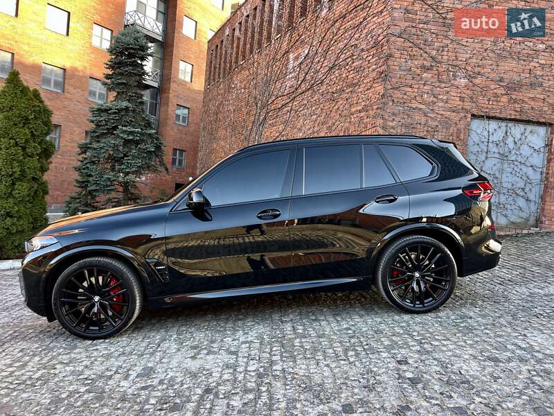 Позашляховик / Кросовер BMW X5 2023 в Дніпрі