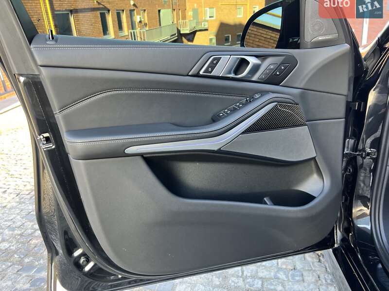 Позашляховик / Кросовер BMW X5 2023 в Дніпрі