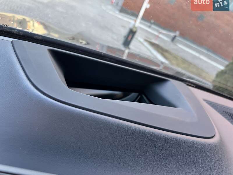 Позашляховик / Кросовер BMW X5 2023 в Дніпрі