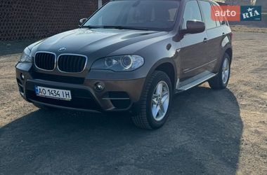 Позашляховик / Кросовер BMW X5 2012 в Тячеві