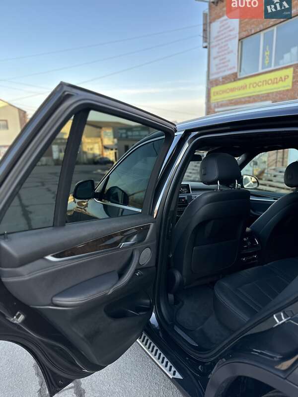 Позашляховик / Кросовер BMW X5 2017 в Жмеринці