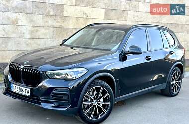 Внедорожник / Кроссовер BMW X5 2022 в Киеве