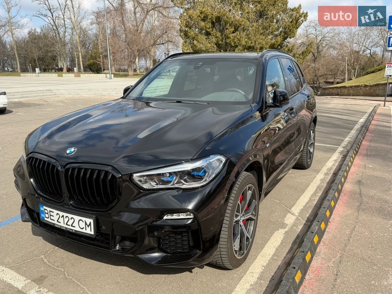 Внедорожник / Кроссовер BMW X5 2021 в Николаеве