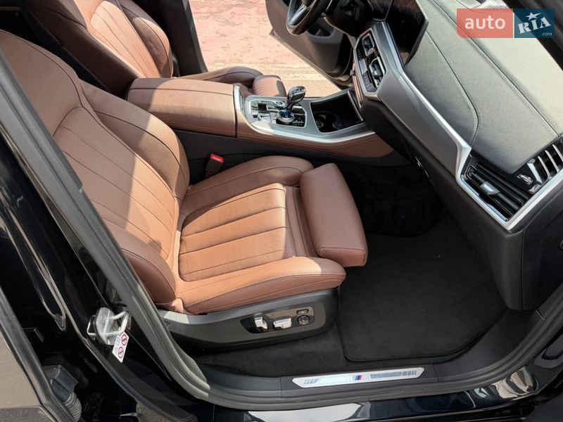 Внедорожник / Кроссовер BMW X5 2021 в Николаеве