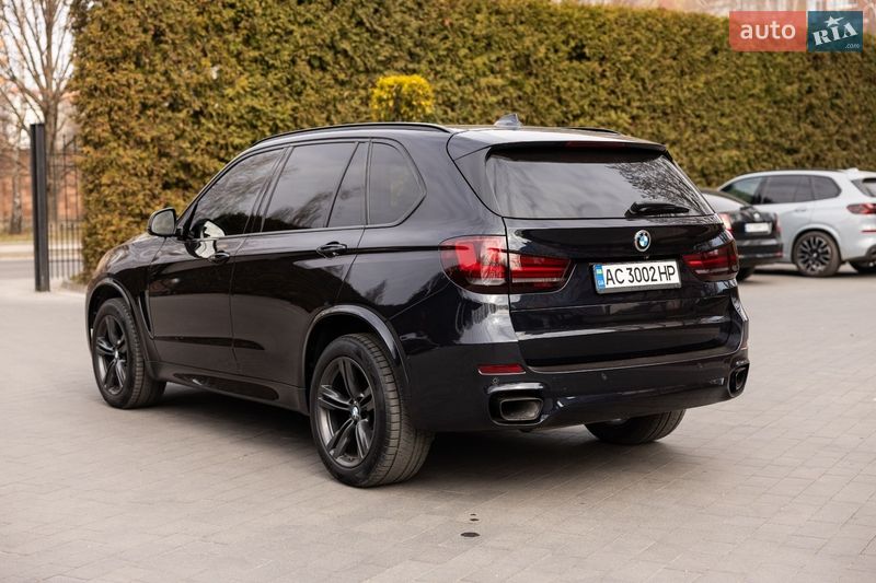 Позашляховик / Кросовер BMW X5 2016 в Луцьку
