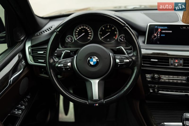 Позашляховик / Кросовер BMW X5 2016 в Луцьку