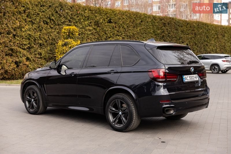 Позашляховик / Кросовер BMW X5 2016 в Луцьку