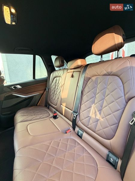 Внедорожник / Кроссовер BMW X5 2024 в Киеве