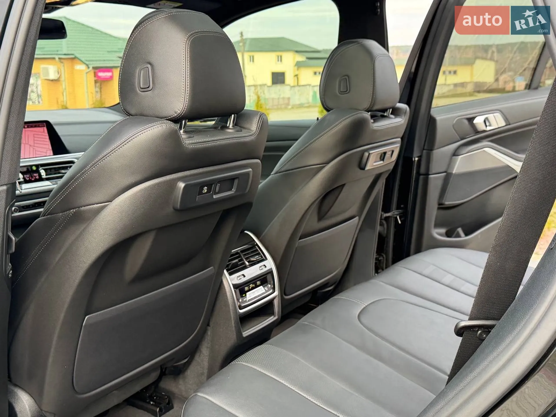 2021 BMW X5 - мініатюра 39