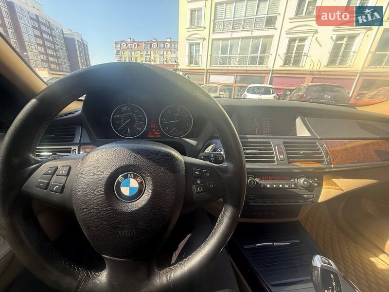 Позашляховик / Кросовер BMW X5 2010 в Хмельницькому