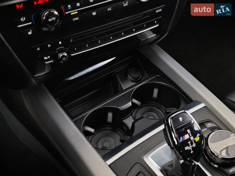 Внедорожник / Кроссовер BMW X5 2016 в Луцке