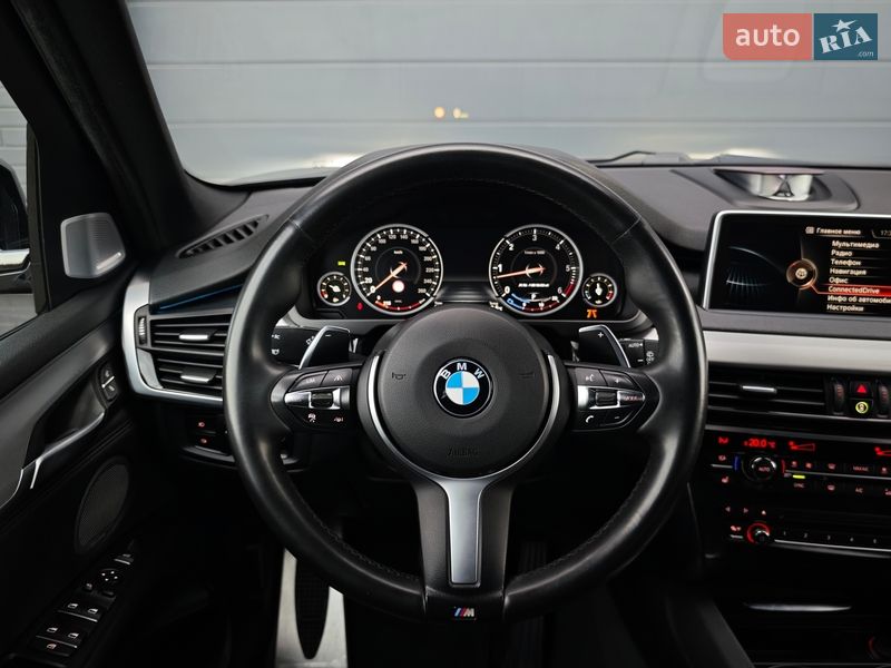 Внедорожник / Кроссовер BMW X5 2016 в Луцке