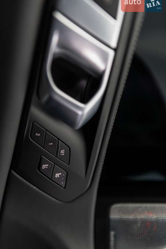 Внедорожник / Кроссовер BMW X5 2024 в Мукачево