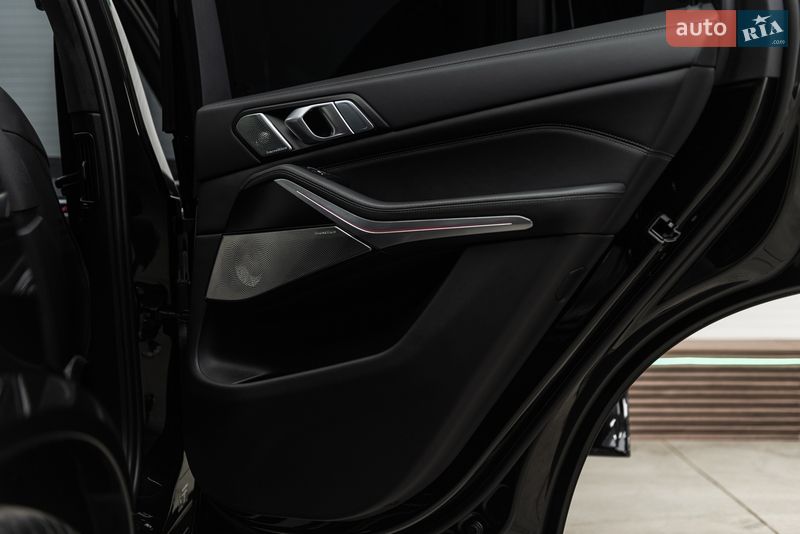 Внедорожник / Кроссовер BMW X5 2024 в Мукачево