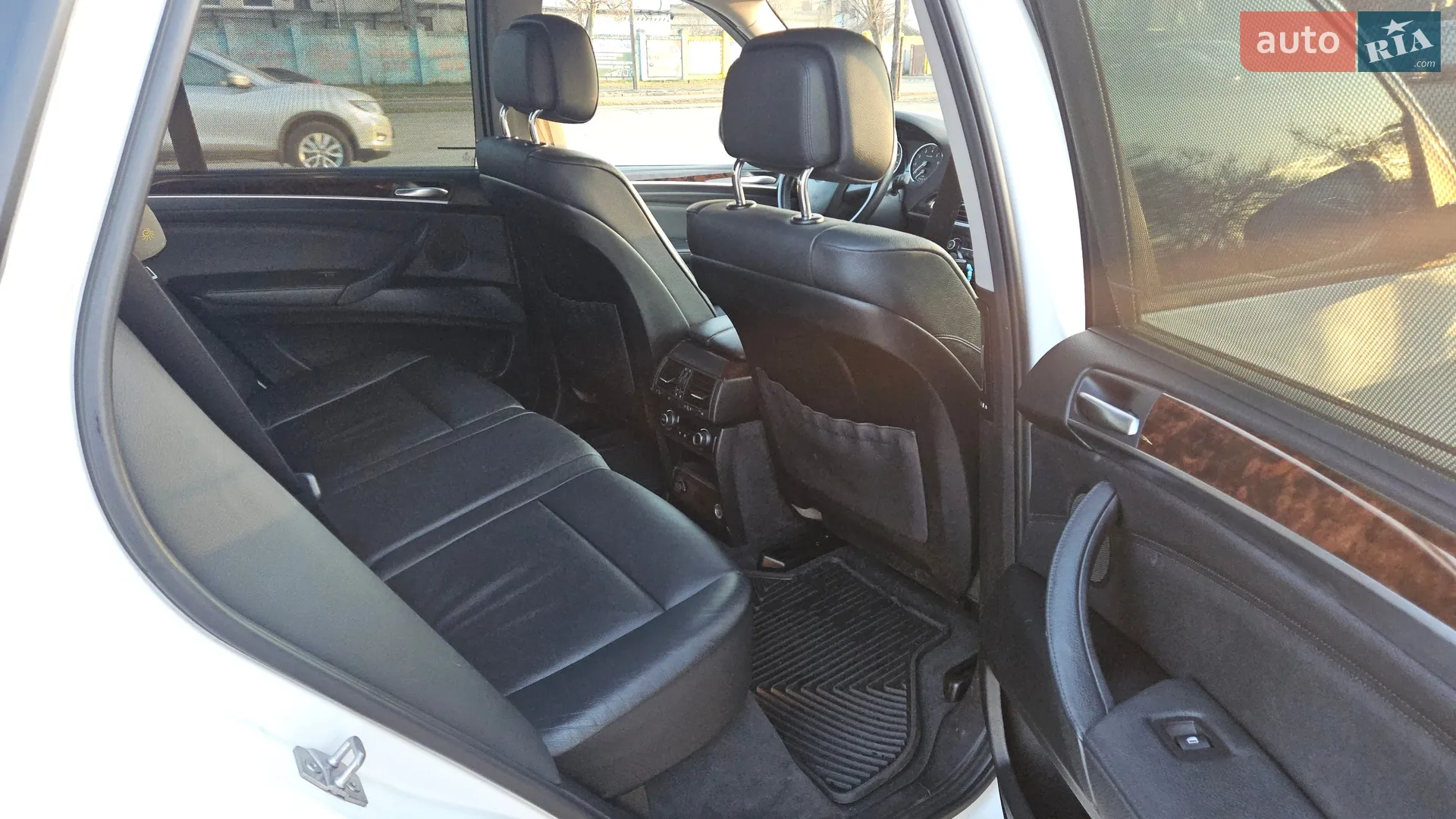 2011 BMW X5 - мініатюра 14