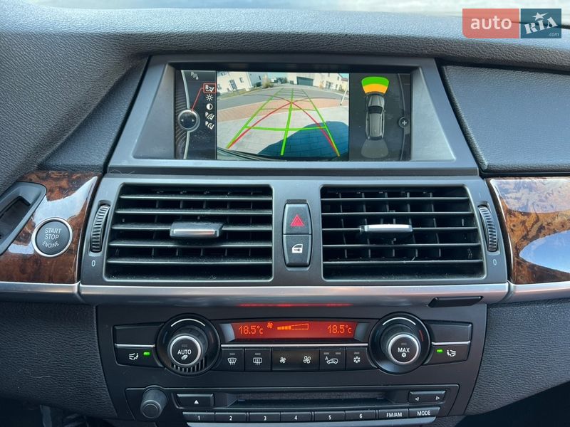 Внедорожник / Кроссовер BMW X5 2011 в Волочиске