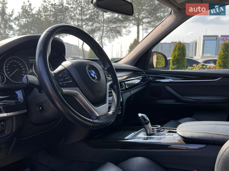 Внедорожник / Кроссовер BMW X5 2013 в Львове