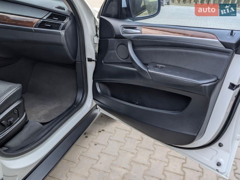 Внедорожник / Кроссовер BMW X5 2010 в Тернополе фото 33 Внедорожник / Кроссовер BMW X5 2010 в Тернополе