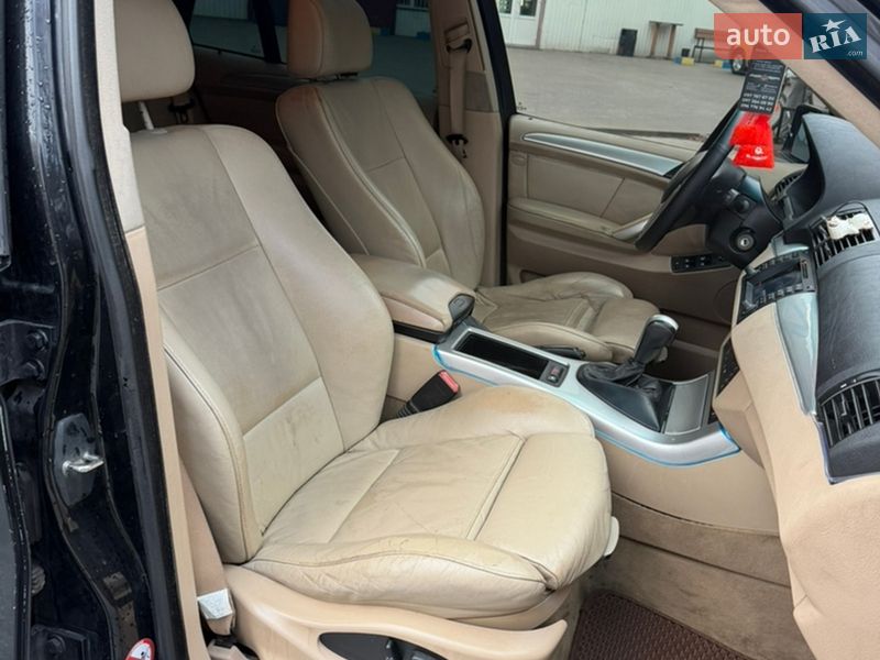 Внедорожник / Кроссовер BMW X5 2001 в Ровно