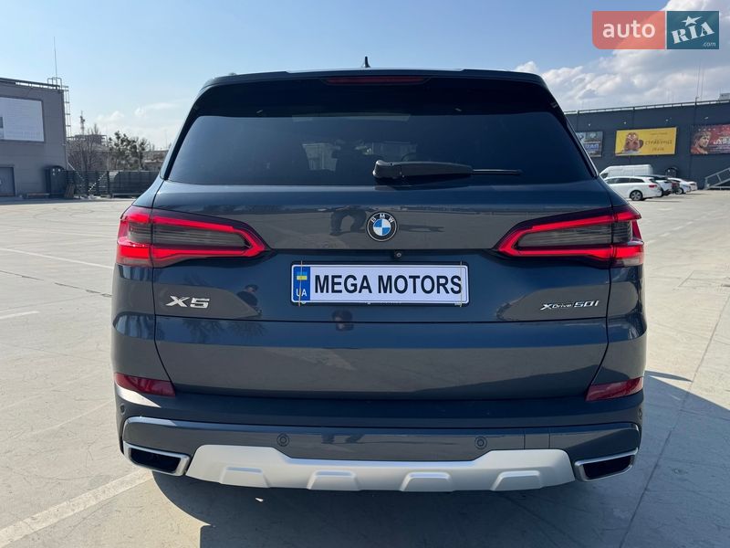 Внедорожник / Кроссовер BMW X5 2019 в Киеве
