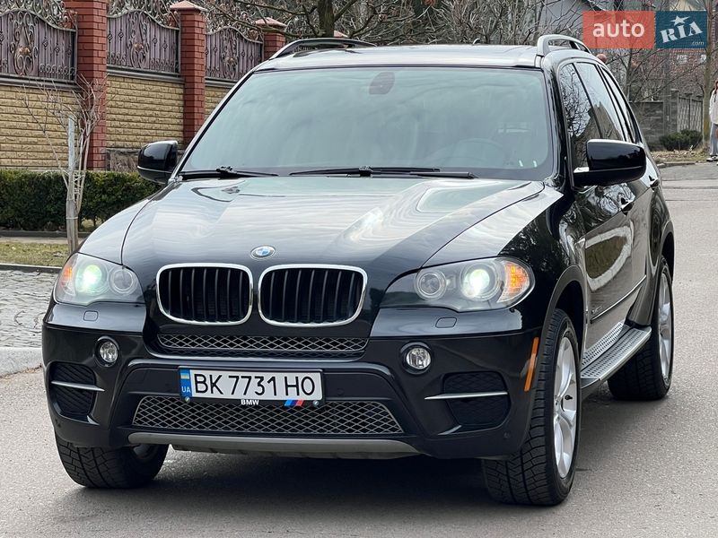 Внедорожник / Кроссовер BMW X5 2010 в Ровно