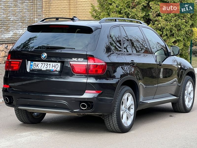 Внедорожник / Кроссовер BMW X5 2010 в Ровно
