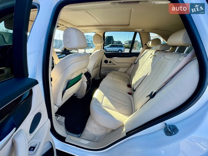 Внедорожник / Кроссовер BMW X5 2015 в Сарнах