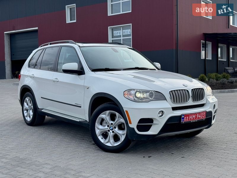 Позашляховик / Кросовер BMW X5 2012 в Рівному