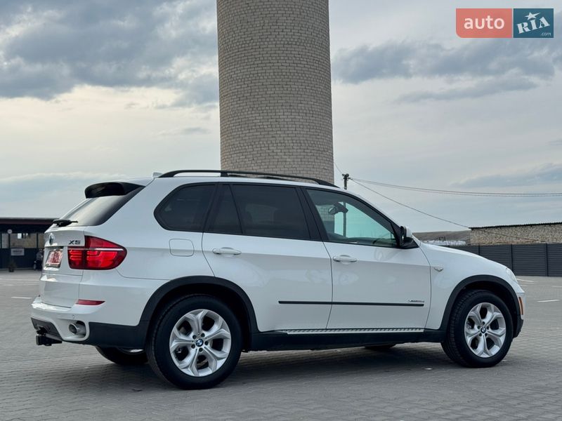 Позашляховик / Кросовер BMW X5 2012 в Рівному