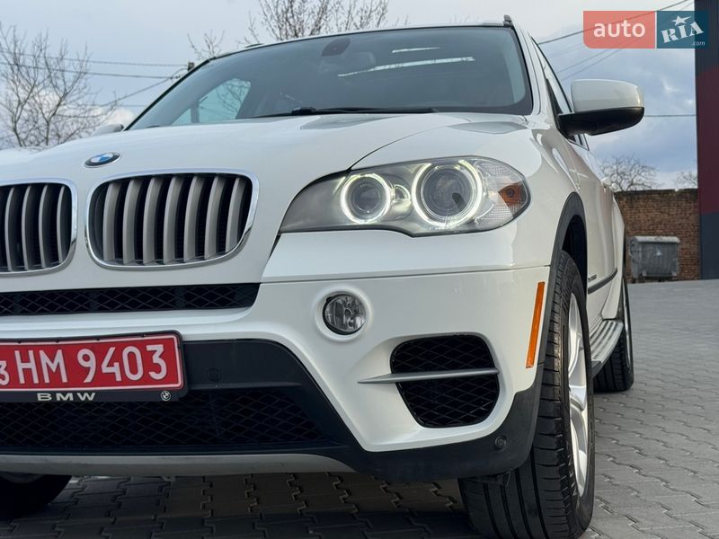 Позашляховик / Кросовер BMW X5 2012 в Рівному