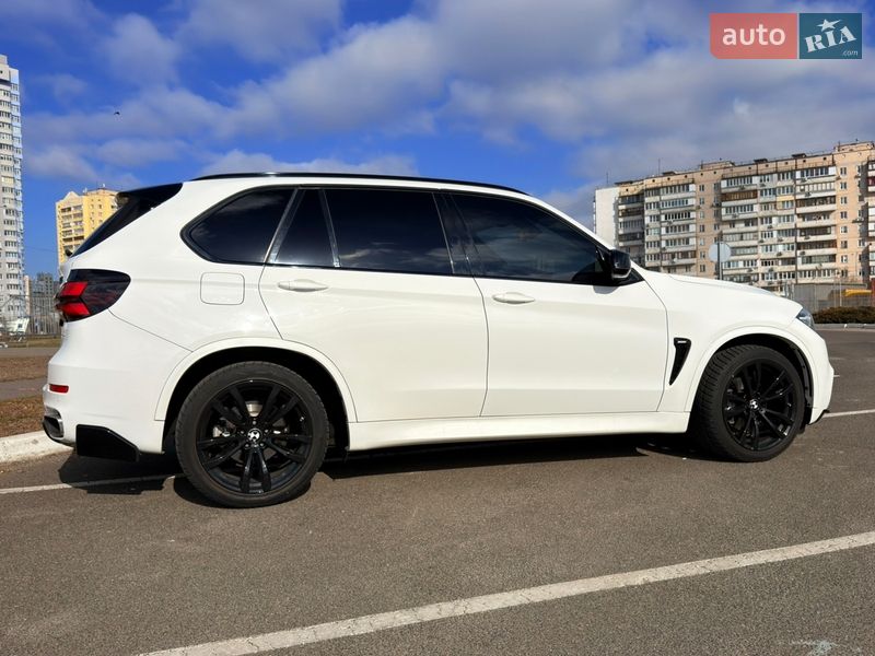 Внедорожник / Кроссовер BMW X5 2016 в Киеве