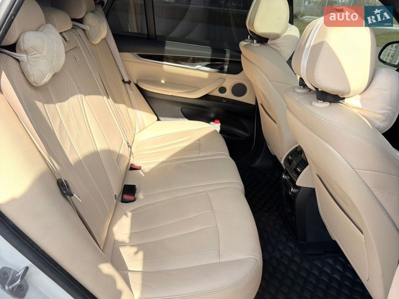 Внедорожник / Кроссовер BMW X5 2016 в Киеве