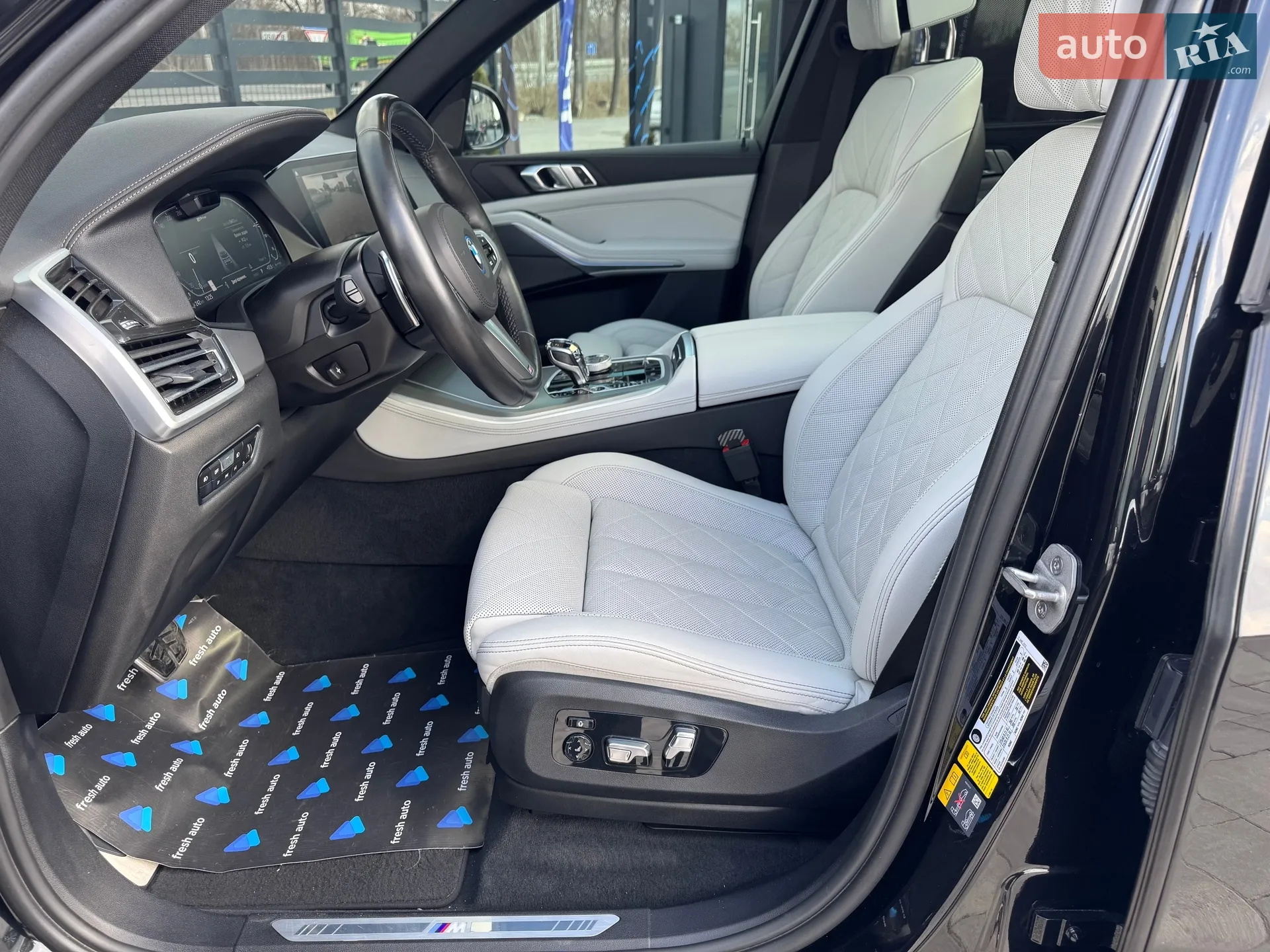 2023 BMW X5 - мініатюра 20