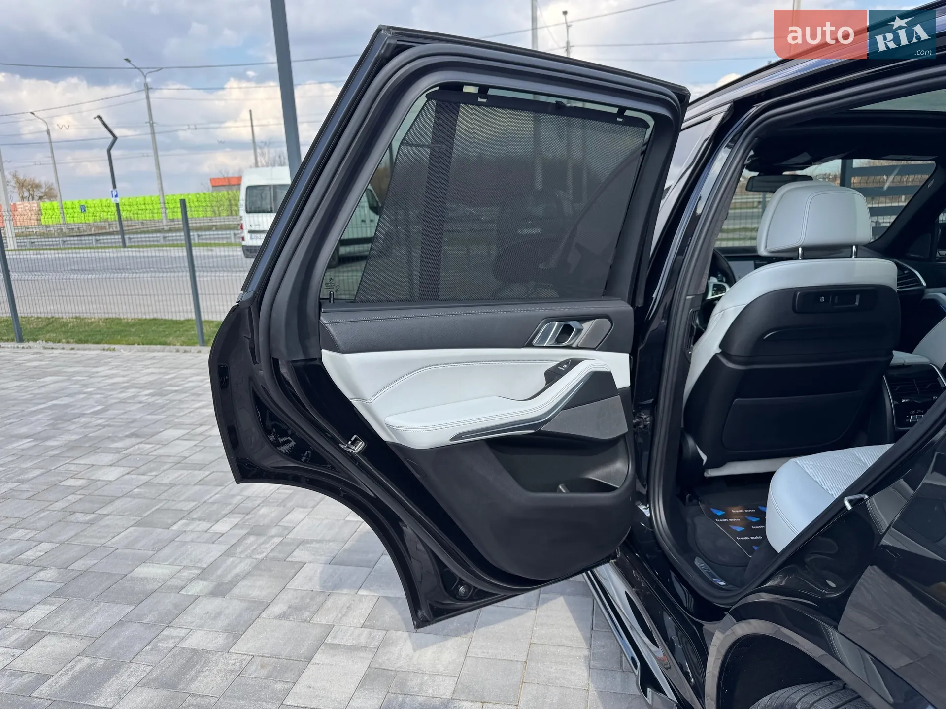 2023 BMW X5 - мініатюра 29