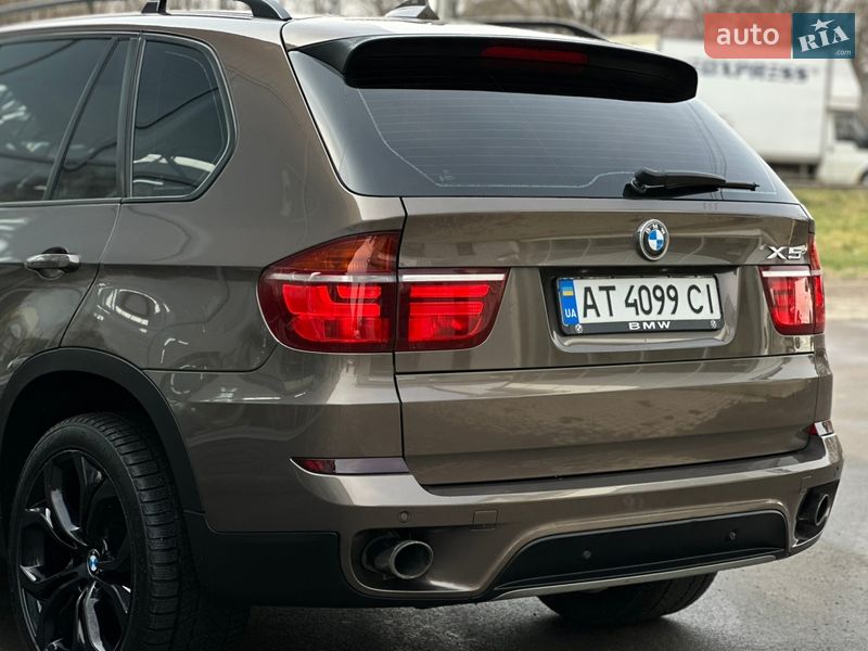 Внедорожник / Кроссовер BMW X5 2011 в Ивано-Франковске