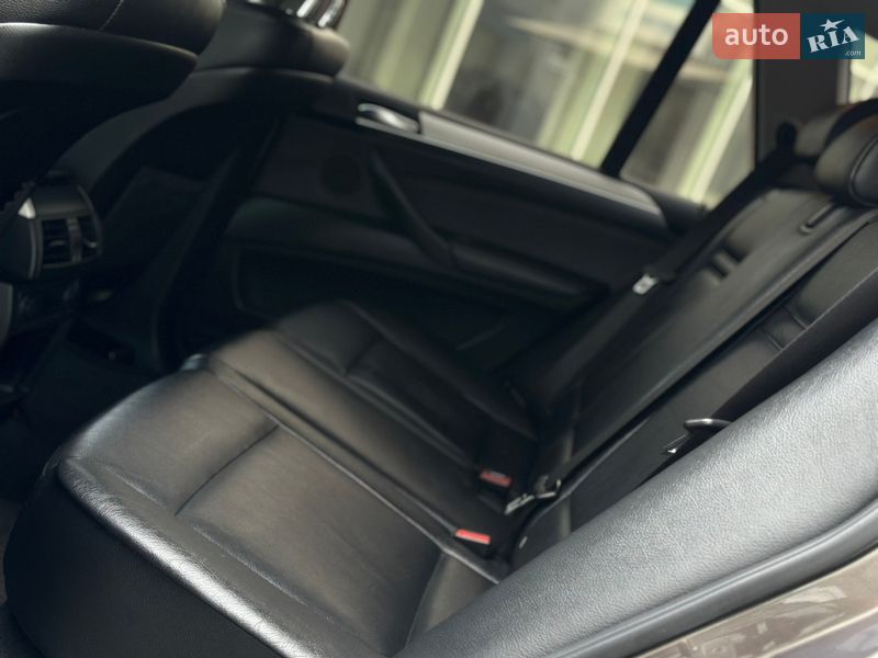 Внедорожник / Кроссовер BMW X5 2011 в Ивано-Франковске