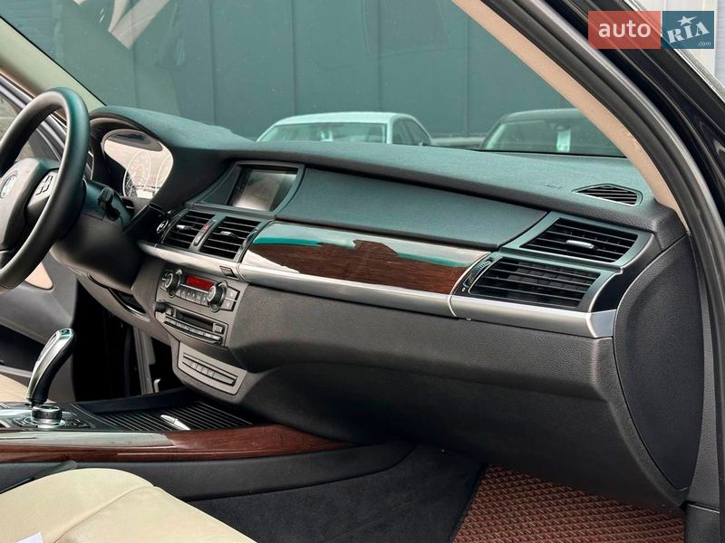 Внедорожник / Кроссовер BMW X5 2012 в Львове фото 24 Внедорожник / Кроссовер BMW X5 2012 в Львове