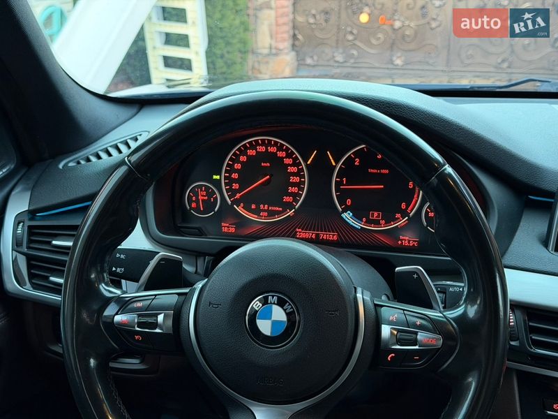 Внедорожник / Кроссовер BMW X5 2015 в Вараше