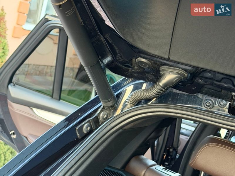 Внедорожник / Кроссовер BMW X5 2015 в Вараше