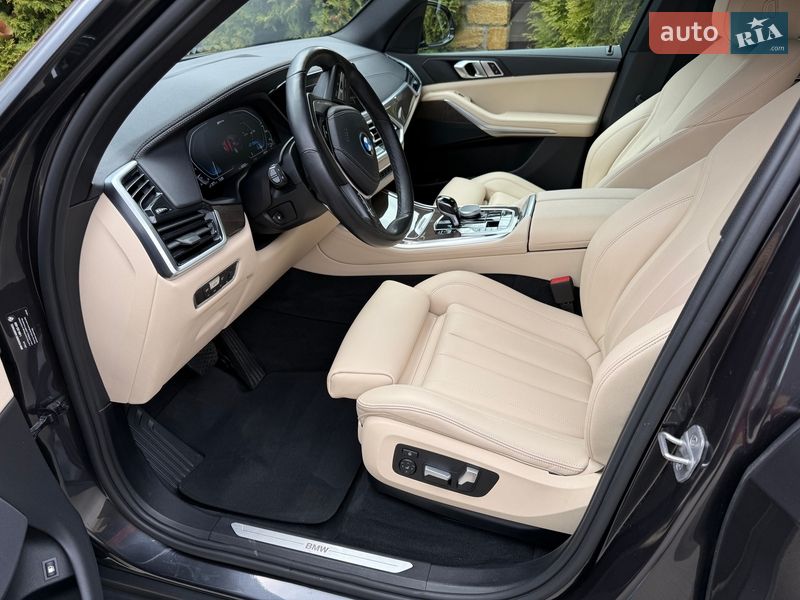 Внедорожник / Кроссовер BMW X5 2022 в Киеве