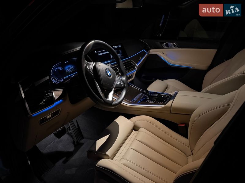 Внедорожник / Кроссовер BMW X5 2022 в Киеве