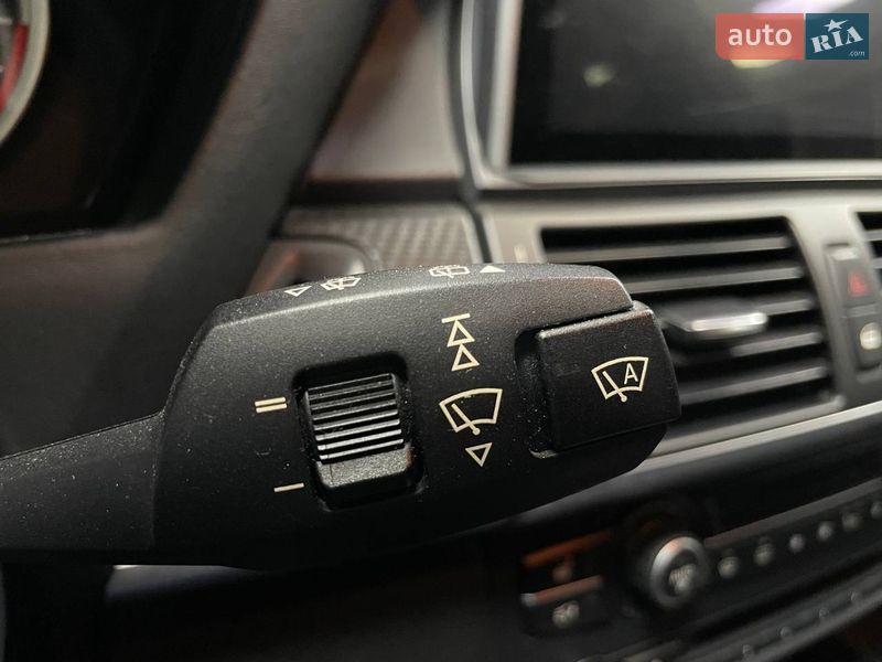 Внедорожник / Кроссовер BMW X5 2011 в Киеве