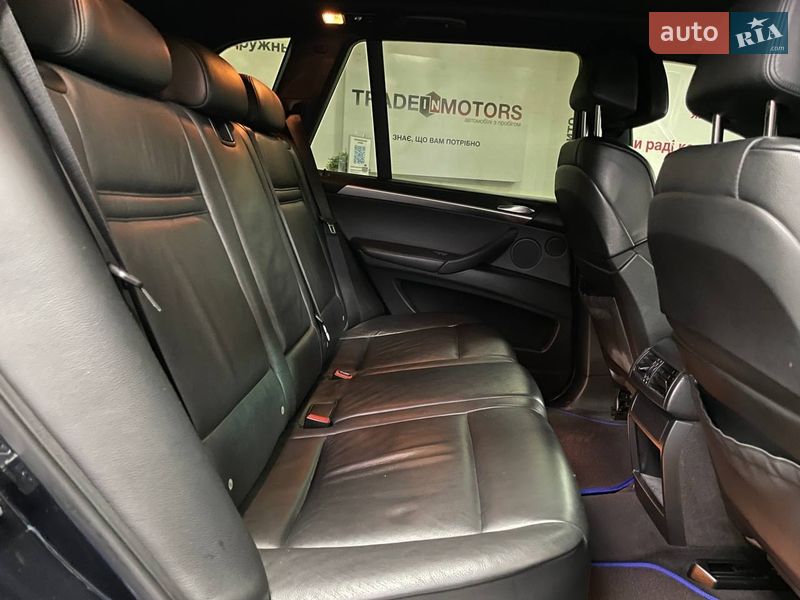 Внедорожник / Кроссовер BMW X5 2011 в Киеве