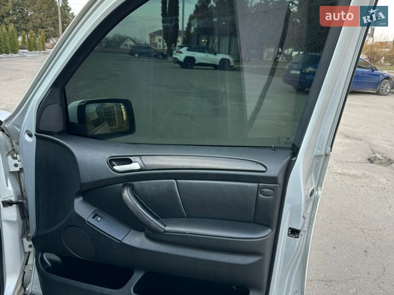 Внедорожник / Кроссовер BMW X5 2003 в Ровно